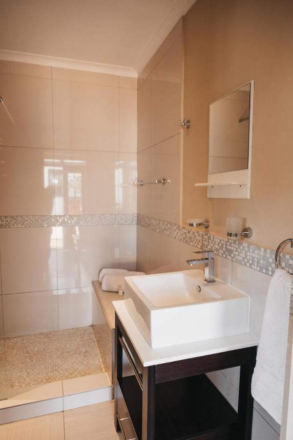Mitre'S Edge Vineyard Studio Klapmuts Bagian luar foto